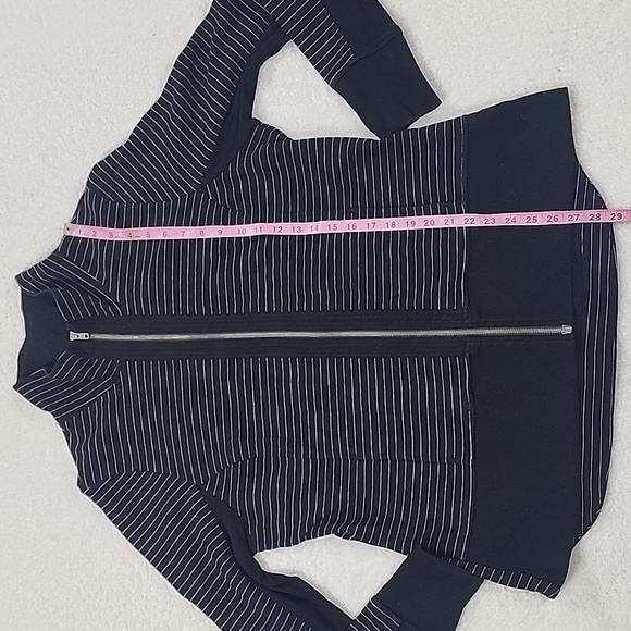 Cabi Sporty Striped Sprint Jacket With Pockets Style# 3378 - Picture 5 of 9